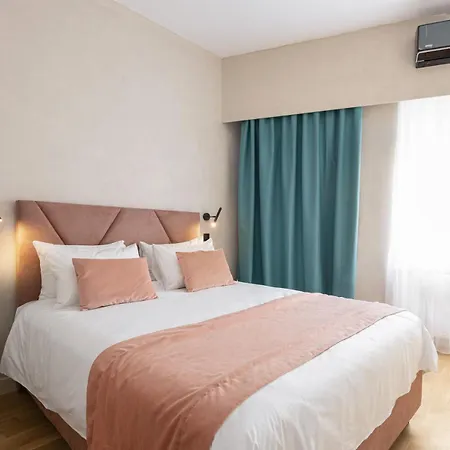 Hotel Colors 4*