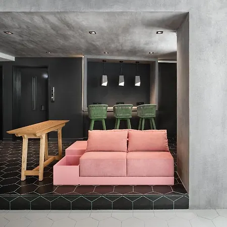 Hotel Colors